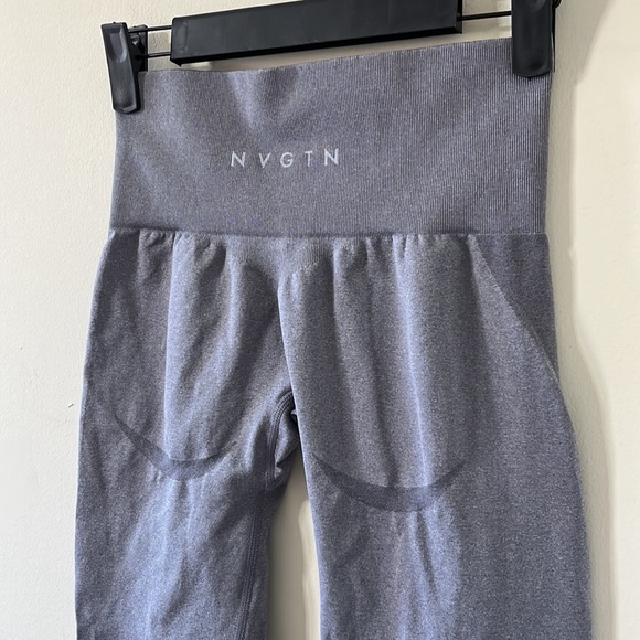 NVGTN Grey Curve Seamless Leggings Size Small - Picture 9 of 10